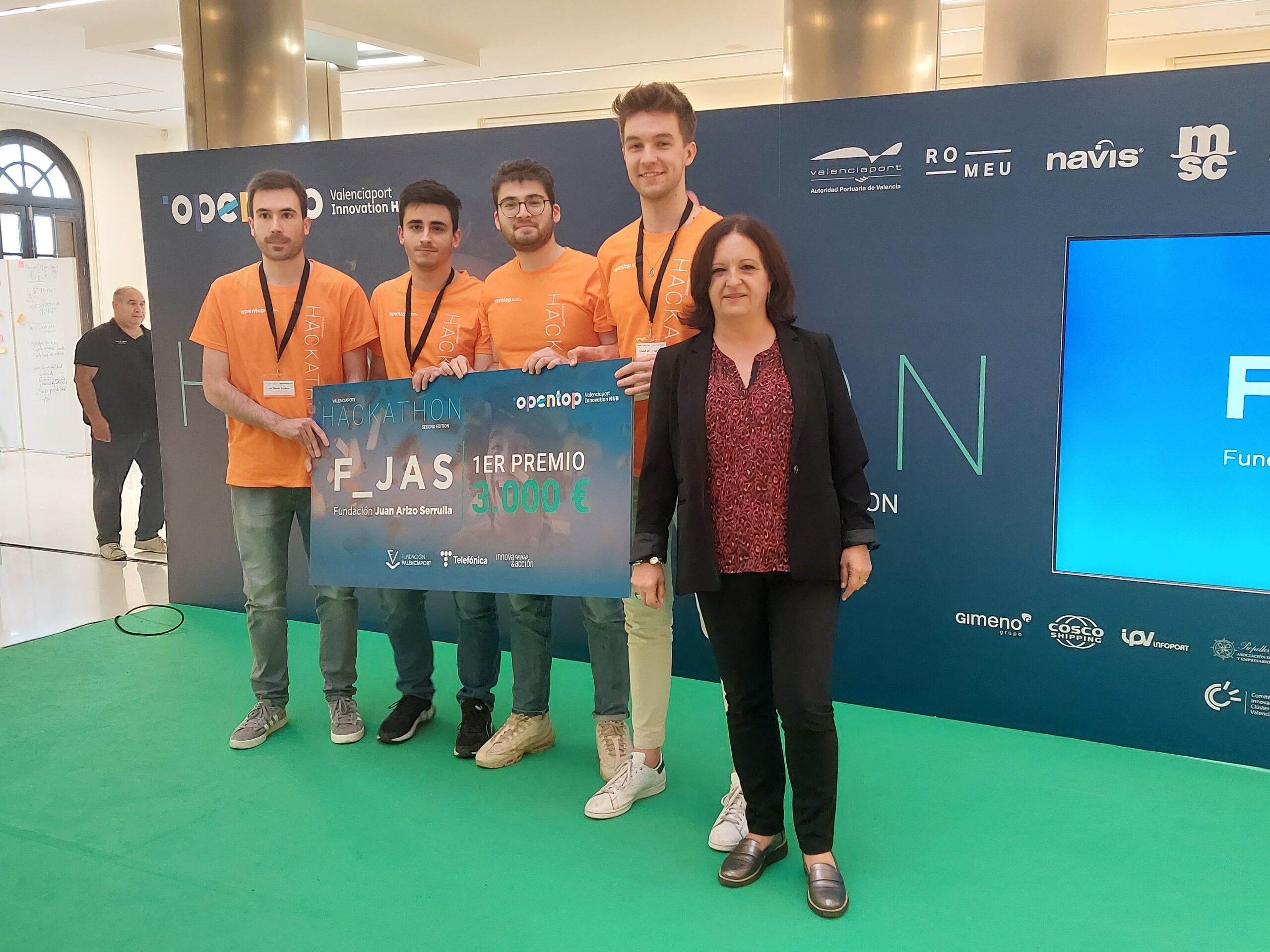La Fundación Juan Arizo premia con 3.000€ a “Tostimizer”, proyecto ganador del II Valenciaport Hackathon